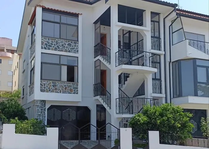 A&b - Banrezes Apartament